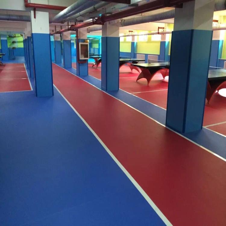 乒乓球場(chǎng)地專用塑膠地板 選購(gòu)指南與批發(fā)要點(diǎn)解析